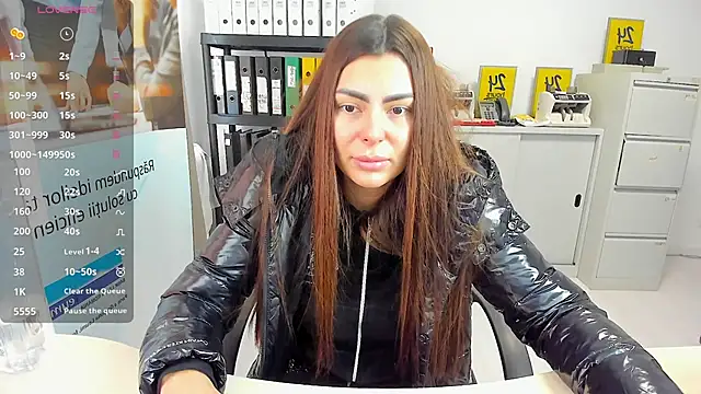 kilenyapatrice online show from February 25, 2025, 11:10 am