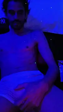 johngil0995 online show from November 12, 2025, 5:55 am