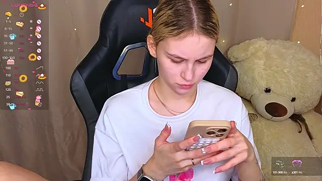 doll barbieee online show from September 24, 2025, 6:47 pm