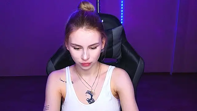 doll barbieee online show from March 4, 2025, 1:17 pm