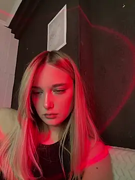 Alisa Rise online show from March 2, 2025, 10:02 pm