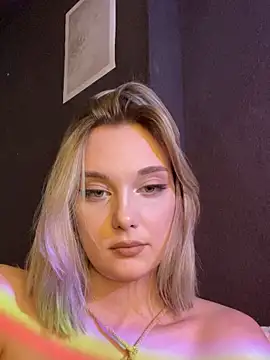 Alisa Rise online show from March 22, 2025, 1:11 am