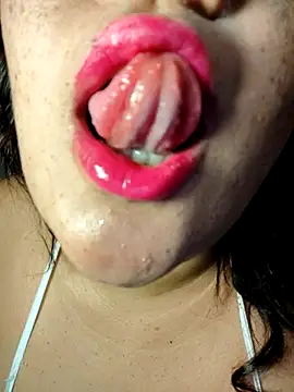 alexxaa96 online show from March 9, 2025, 3:11 am