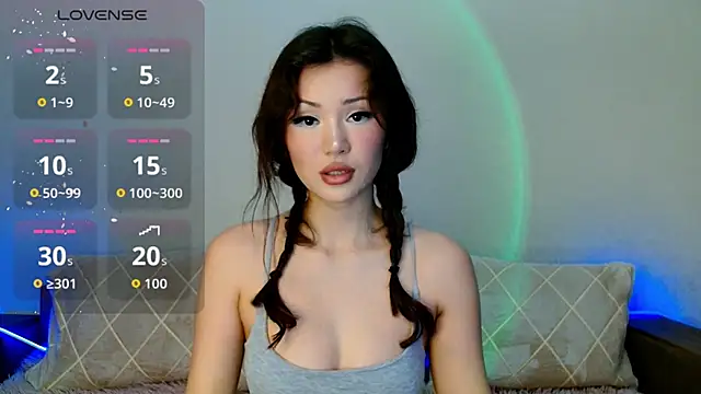 Min Jee  online show from November 1, 2025, 7:35 am