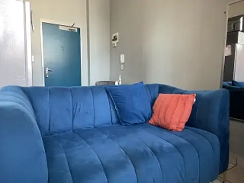 Curveysinaa online show from February 3, 2026, 8:41 am