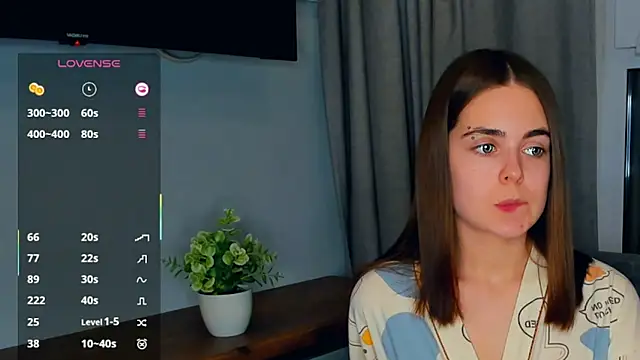 JulianaHaith online show from March 10, 2025, 8:23 pm