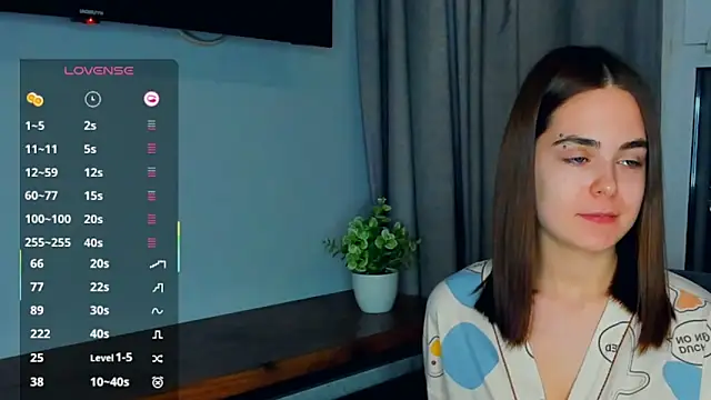 JulianaHaith online show from March 10, 2025, 2:16 pm