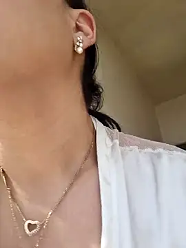 ElyzaIbarra online show from March 22, 2025, 11:42 am