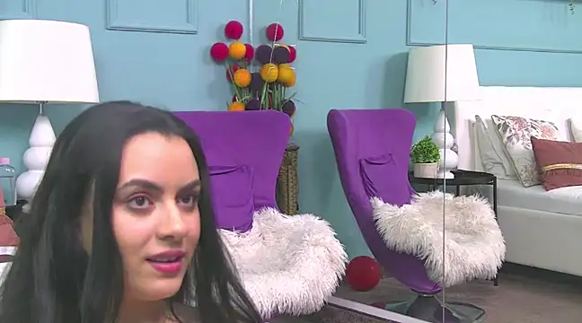 ElyzaIbarra online show from March 18, 2025, 8:17 am