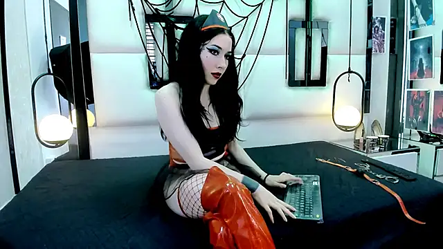 Snapshot of alixxon1 chatting on November 21, 2025, 3:33 pm alixxon1 online show from November 21, 2025, 3:33 pm