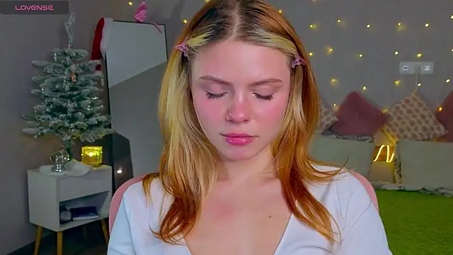 Red  Candy online show from January 10, 2026, 2:56 pm