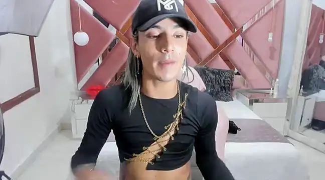 Snapshot of georgie_latin99 chatting on March 9, 2025, 9:46 pm georgie latin99 online show from March 9, 2025, 9:46 pm