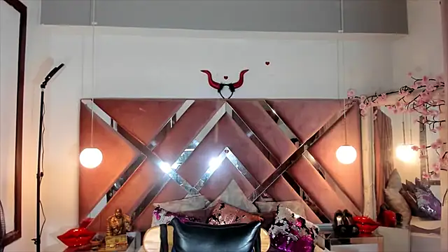 Snapshot of georgie_latin99 chatting on October 6, 2025, 2:29 pm georgie latin99 online show from October 6, 2025, 2:29 pm