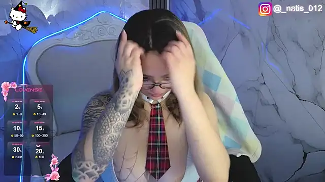 Snapshot of merloth_sub chatting on October 16, 2025, 3:04 am merloth sub online show from October 16, 2025, 3:04 am