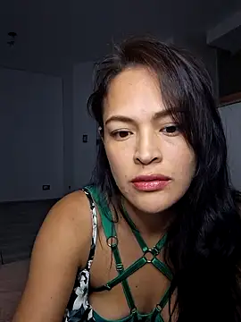 Sara P10 online show from January 8, 2025, 2:14 am