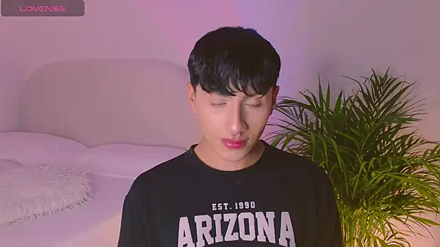 dilan sp online show from March 18, 2025, 1:24 am