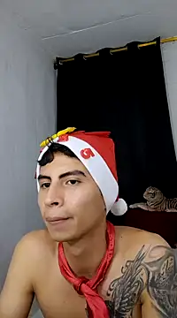 Velk hot online show from December 11, 2024, 4:07 am