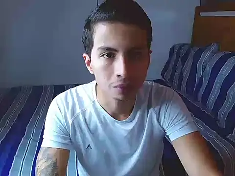 Velk hot online show from April 15, 2026, 12:42 pm