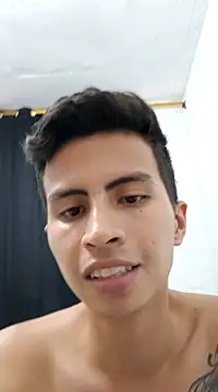 Velk hot online show from December 3, 2024, 9:28 pm