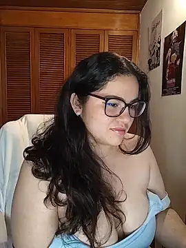 im mei online show from October 30, 2025, 8:28 pm