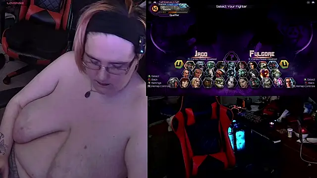 LadyLunakiri online show from December 17, 2024, 7:50 am