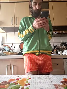 vulpe8400 online show from December 22, 2025, 11:43 am