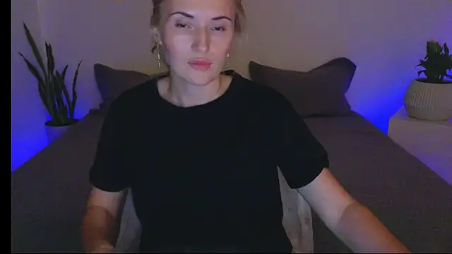 AlisssaRose online show from March 20, 2025, 11:23 pm