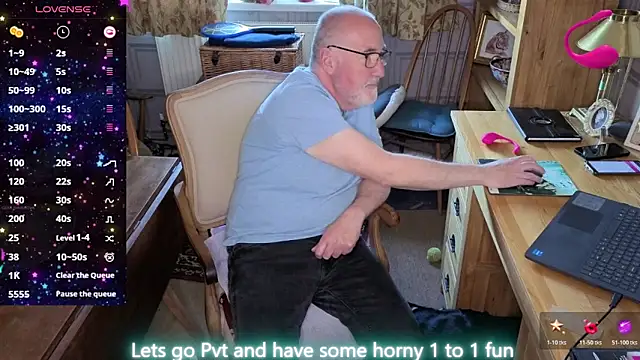Snapshot of Adamdaddybear chatting on May 24, 2026, 12:49 pm Adamdaddybear online show from May 24, 2026, 12:49 pm