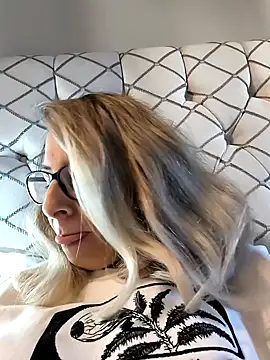 SukyGirl online show from February 23, 2025, 7:55 am