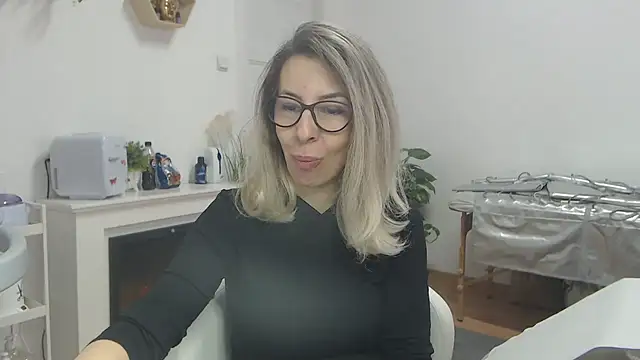 SukyGirl online show from February 28, 2025, 9:47 am