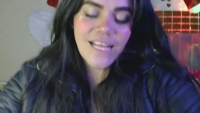 blue angel33 online show from February 28, 2025, 1:47 am