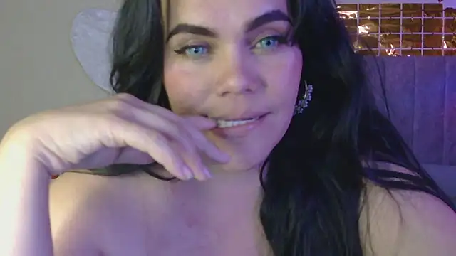 blue angel33 online show from February 27, 2025, 4:46 am