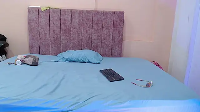 Snapshot of dirty_couple22 chatting on November 10, 2025, 1:38 pm dirty couple22 online show from November 10, 2025, 1:38 pm