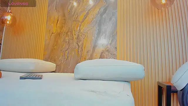 ella harper online show from March 13, 2025, 6:05 am