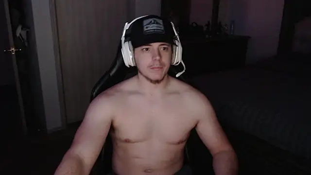 jtdaddy211997 online show from November 21, 2025, 7:40 am