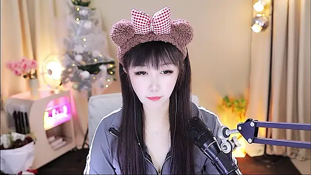 Snapshot of xiaoya666--baby chatting on January 5, 2026, 5:27 pm xiaoya666--baby online show from January 5, 2026, 5:27 pm