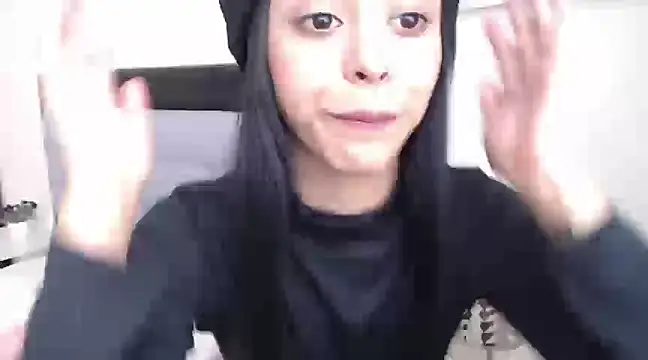 okunee online show from February 12, 2025, 3:40 am