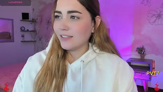 Lucia star   online show from February 12, 2025, 6:08 am