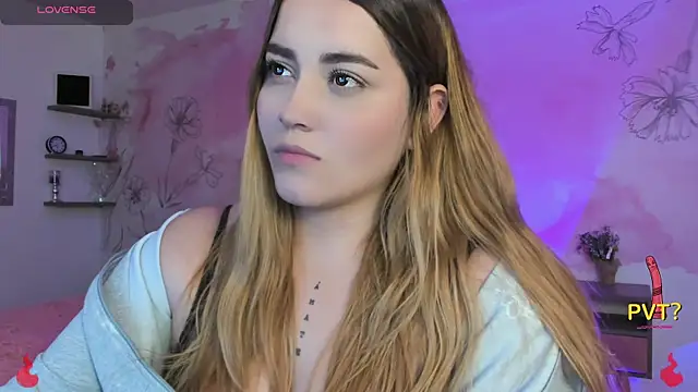 Lucia star   online show from February 11, 2025, 7:33 am