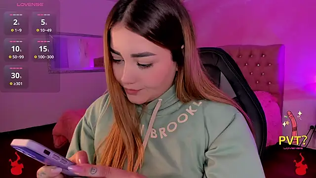 Lucia star   online show from March 14, 2025, 6:10 am