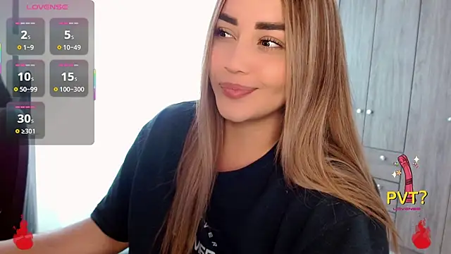 Lucia star   online show from December 18, 2025, 7:18 pm