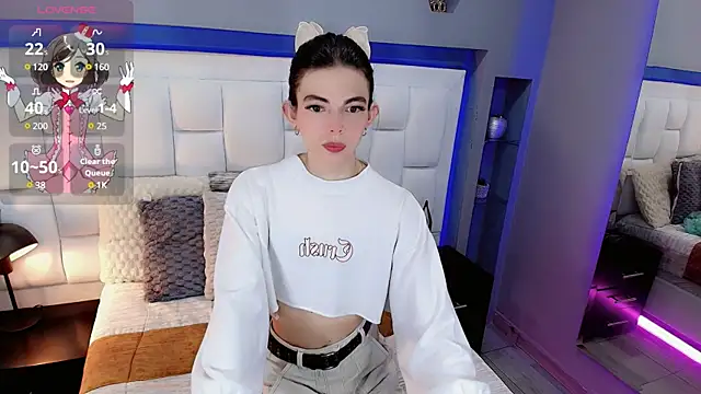 CuteAri online show from March 3, 2025, 8:21 pm