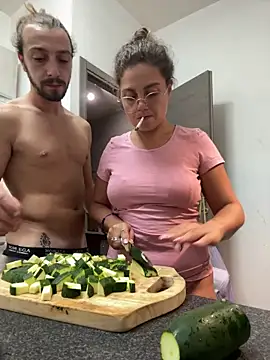 ItalianiMuli online show from September 9, 2025, 5:55 pm