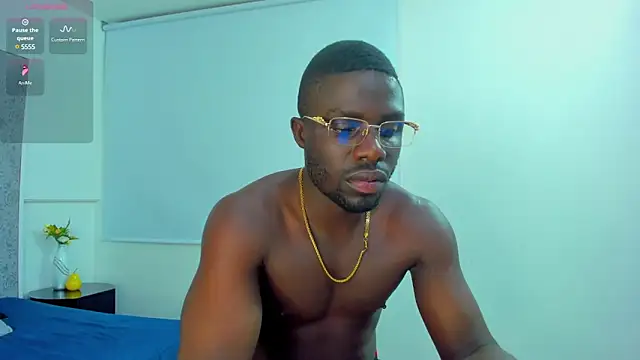 Snapshot of Latrellx7 chatting on March 22, 2025, 12:25 pm Latrellx7 online show from March 22, 2025, 12:25 pm