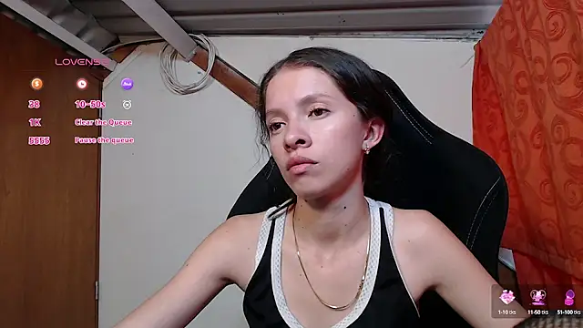 sweetdam12 online show from March 4, 2025, 6:39 pm