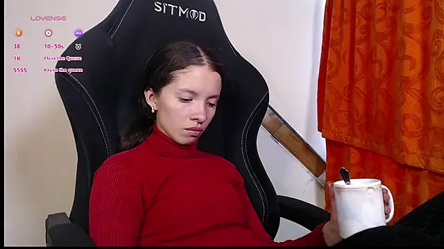 sweetdam12 online show from March 8, 2025, 8:14 pm