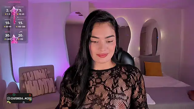 GiaFerrara online show from September 19, 2025, 7:29 pm