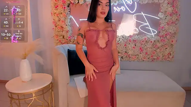 GiaFerrara online show from October 31, 2025, 4:20 am