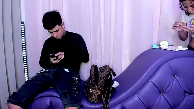 Yourslust  online show from March 1, 2026, 7:47 pm