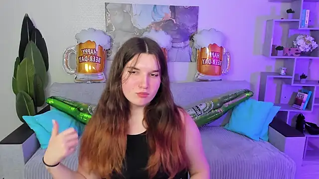 BonneyLove online show from October 1, 2025, 5:39 pm